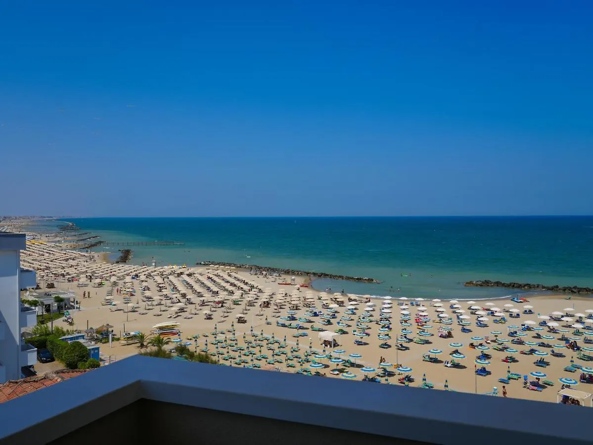 Hotel Imperial Beach - Dada Hotels Rimini 4*,  Itálie